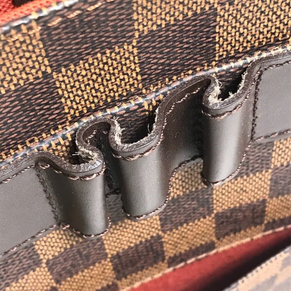 AUTHENTICITY GUARANTEED LOUIS VUITTON Damier Portello Pochette Shoulder Bag - Picture 8 of 16